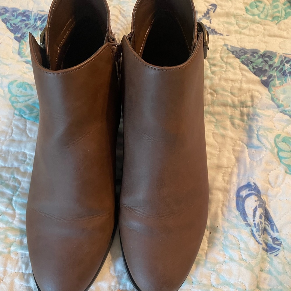 JC Penny ankle boots Like New